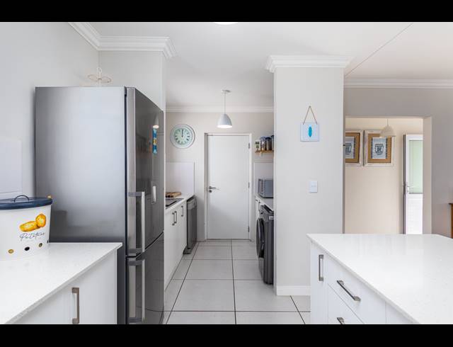 3 BEDROOM FREESTANDING SOLD IN SUNNINGDALE